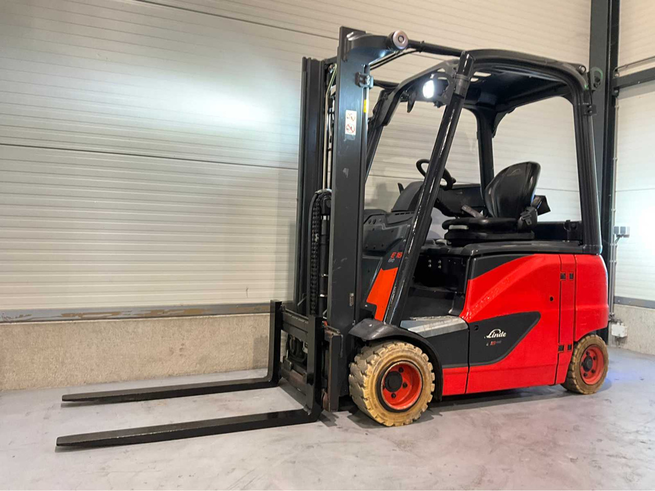 2019 LINDE E18PH-02 1800KG FORKLIFT - מלגזה: תמונה 1 2019 LINDE E18PH-02 1800KG FORKLIFT - מלגזה: תמונה 1