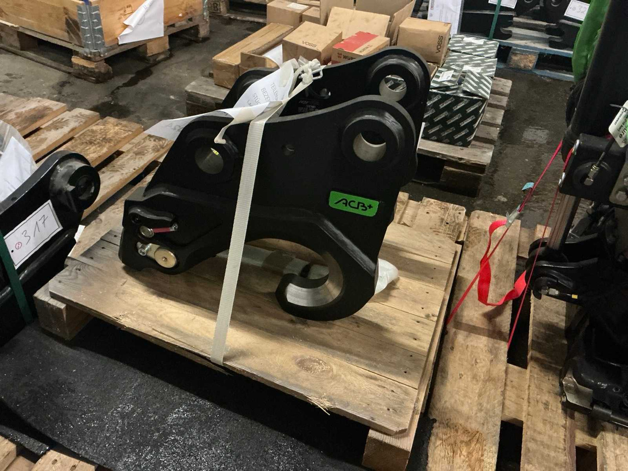 2022 ACB H3S QUICK COUPLER, HYDR. MODULE 3 - מעמיס גלגלים: תמונה 1 2022 ACB H3S QUICK COUPLER, HYDR. MODULE 3 - מעמיס גלגלים: תמונה 1