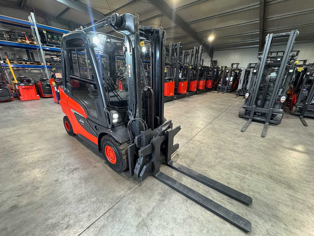 2022 LINDE H35D 3,500KG ROTARY DUPLEX FREE LIFT DIESEL FORKLIFT 3,338 HOURS - מלגזה: תמונה 5 2022 LINDE H35D 3,500KG ROTARY DUPLEX FREE LIFT DIESEL FORKLIFT 3,338 HOURS - מלגזה: תמונה 5