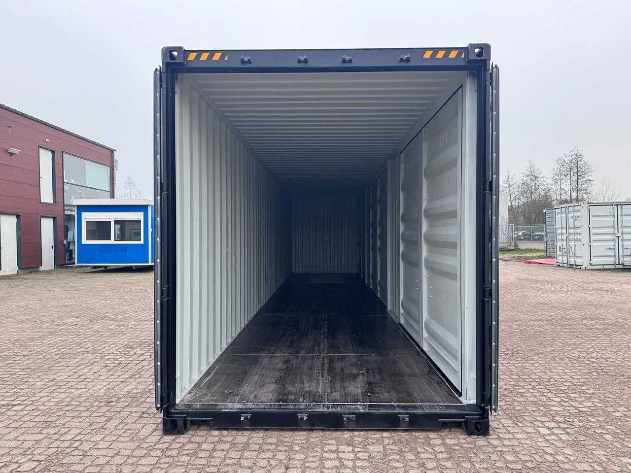 מכולת משלוח 40ft High Cube shipping container with 3 side doors: תמונה 11
