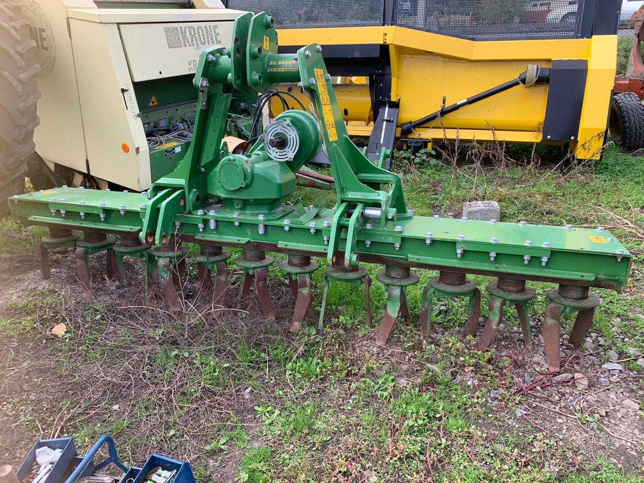 AMAZONE - משדדת כוח: תמונה 1 AMAZONE - משדדת כוח: תמונה 1