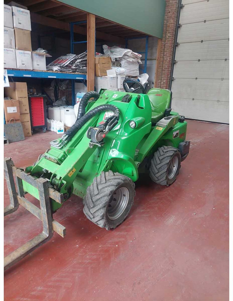 AVANT - M520 MIPCT - COMPACT LOADER - 2017 - מעמיס רצועות קומפקטי: תמונה 2 AVANT - M520 MIPCT - COMPACT LOADER - 2017 - מעמיס רצועות קומפקטי: תמונה 2