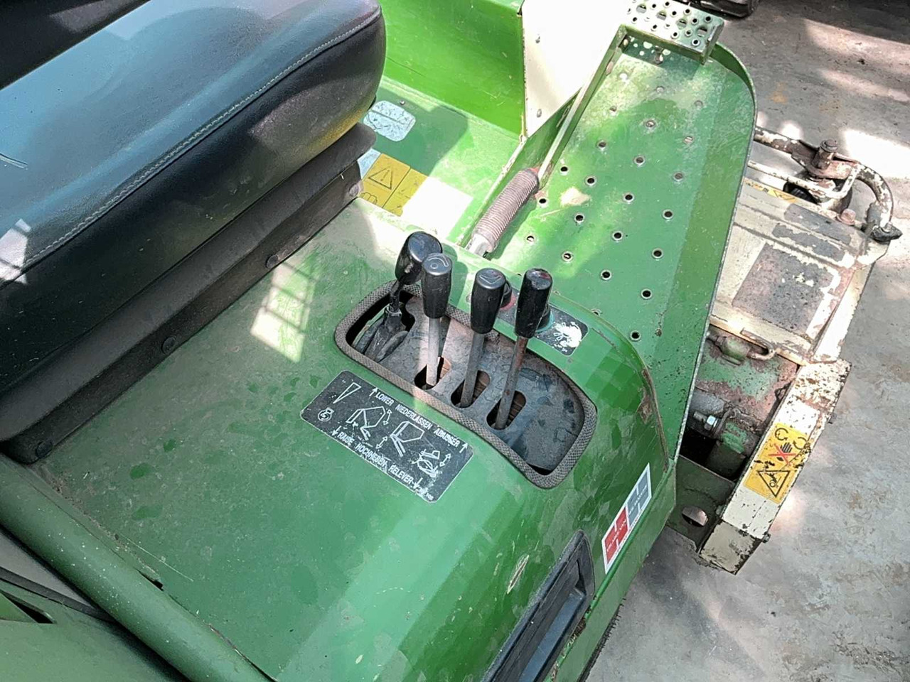 מכסחת גינה Amazone PH 125: תמונה 7