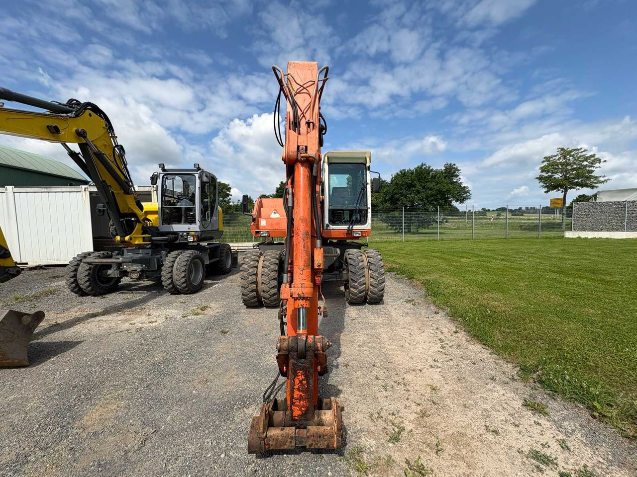 Atlas 1504 - מחפר גלגלים: תמונה 2 Atlas 1504 - מחפר גלגלים: תמונה 2