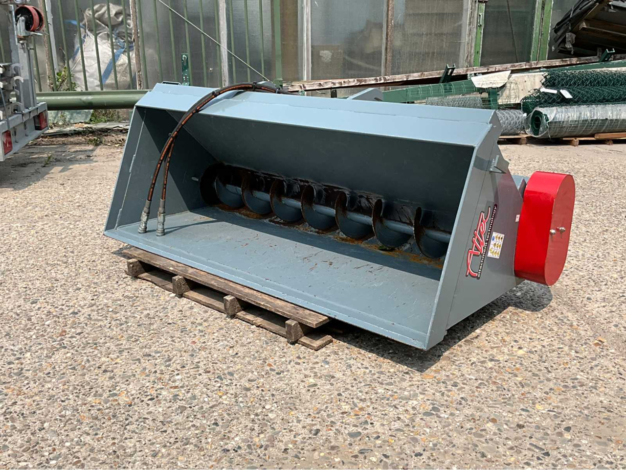 Attec 01 BB 1750 - ציוד בטון: תמונה 1 Attec 01 BB 1750 - ציוד בטון: תמונה 1