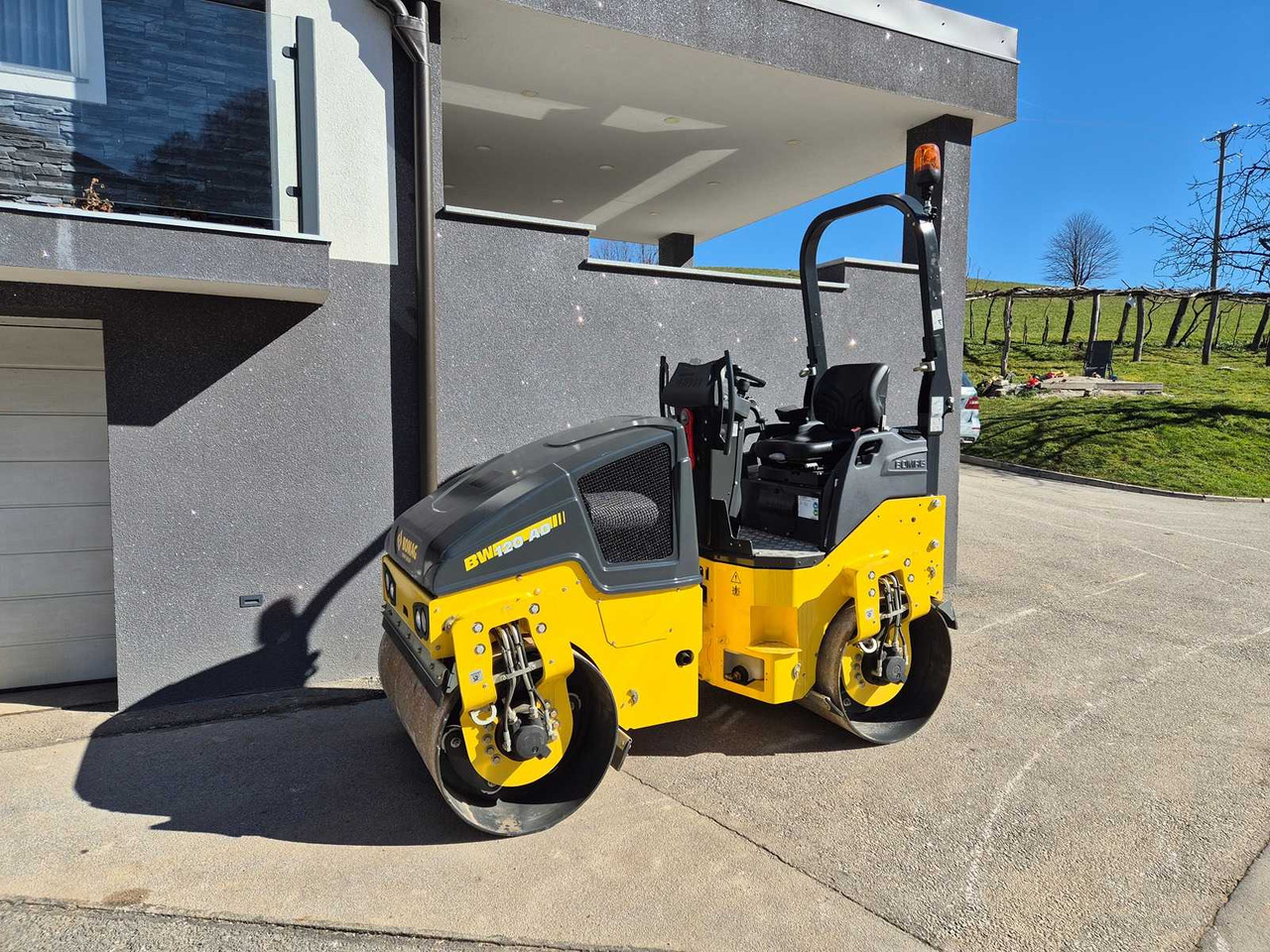 BOMAG BW 120 AD-5 - רולר כביש: תמונה 1 BOMAG BW 120 AD-5 - רולר כביש: תמונה 1