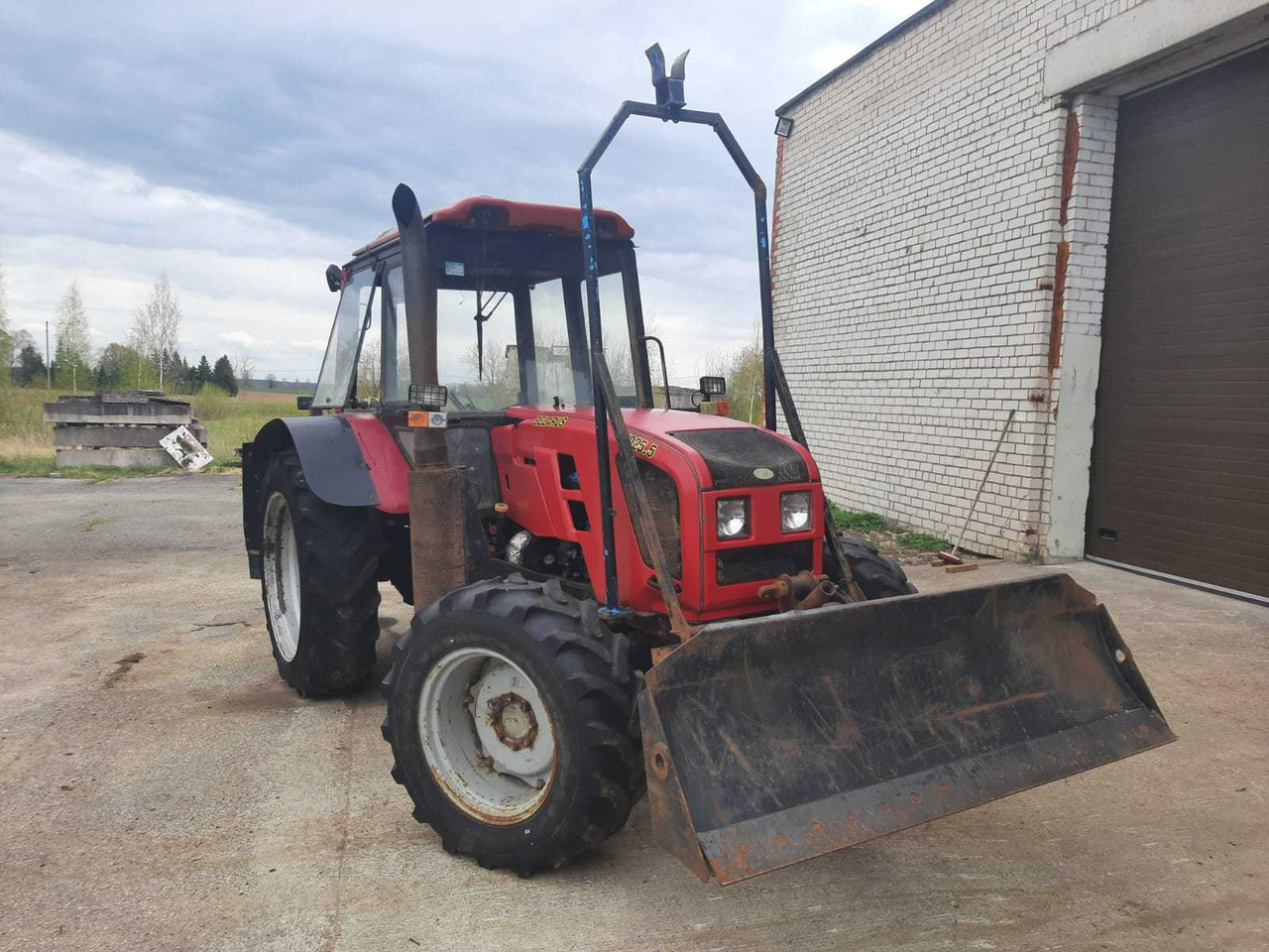 Belarus 1025.3 - טרקטור חקלאי: תמונה 1 Belarus 1025.3 - טרקטור חקלאי: תמונה 1