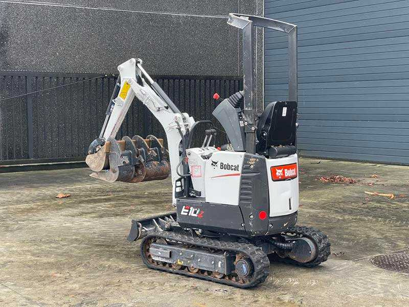 Bobcat E10Z - מחפר סורק: תמונה 4 Bobcat E10Z - מחפר סורק: תמונה 4