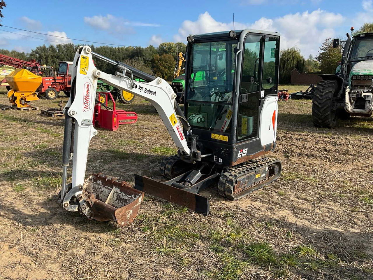 Bobcat E19 - מיני מחפר: תמונה 1 Bobcat E19 - מיני מחפר: תמונה 1