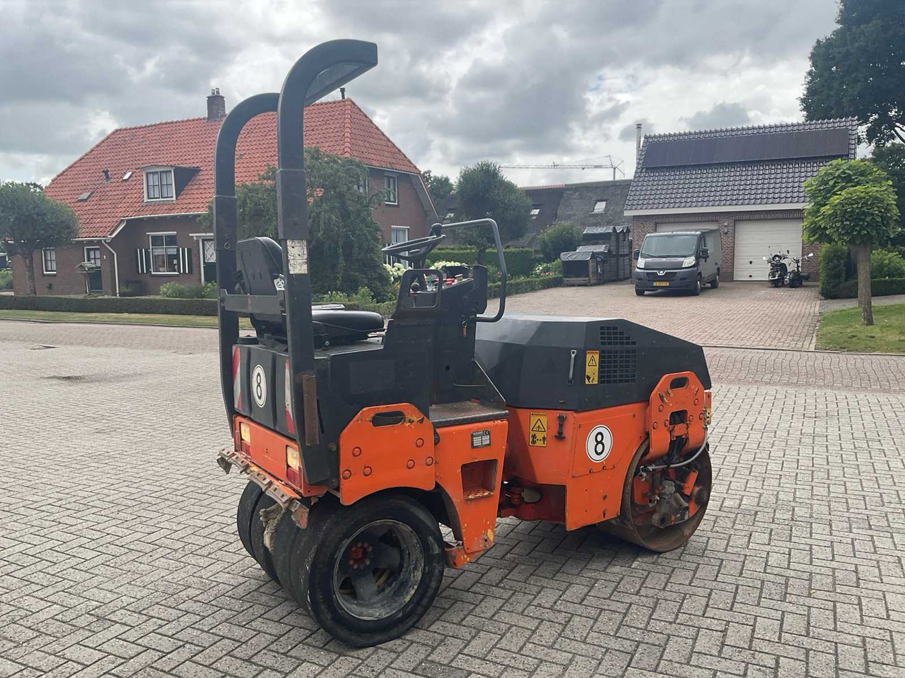 Bomag BW 100 AC-3 - מדחס: תמונה 4 Bomag BW 100 AC-3 - מדחס: תמונה 4