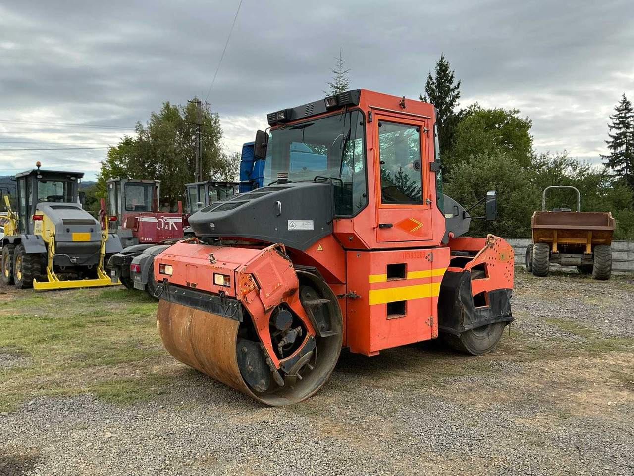 Bomag BW 174 AC - מדחס: תמונה 1 Bomag BW 174 AC - מדחס: תמונה 1