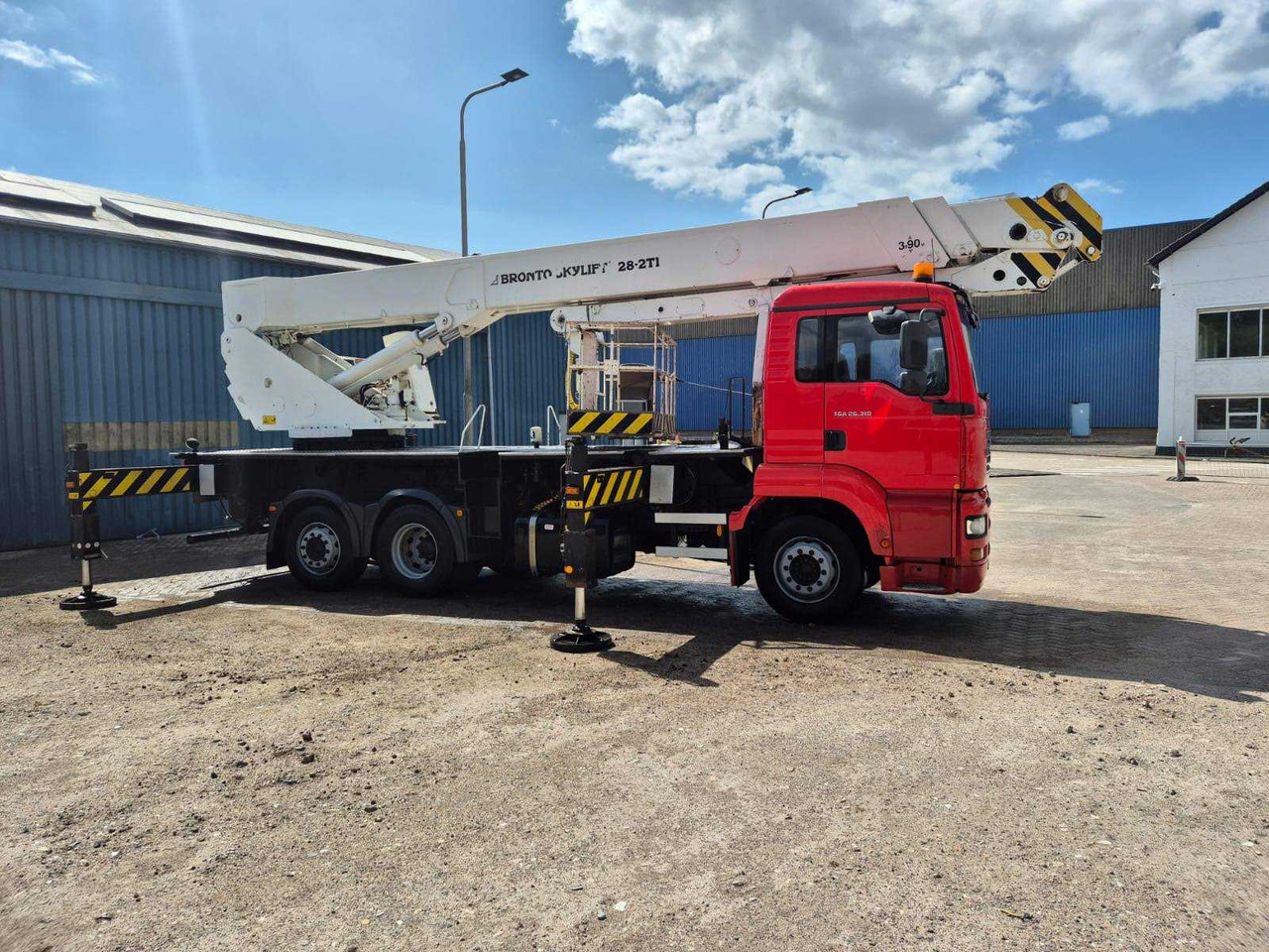Bronto skylift 28m-2ti hylift - פלטפורמה אווירית: תמונה 2 Bronto skylift 28m-2ti hylift - פלטפורמה אווירית: תמונה 2