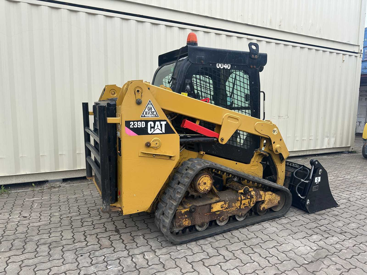 CAT 239D - מעמיס היגוי החלקה: תמונה 5 CAT 239D - מעמיס היגוי החלקה: תמונה 5