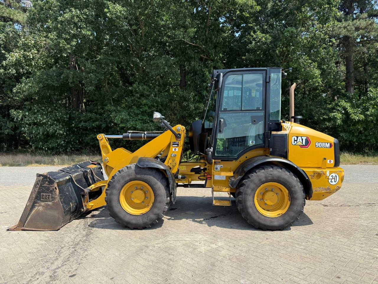CAT 908M - מעמיס גלגלים: תמונה 1 CAT 908M - מעמיס גלגלים: תמונה 1