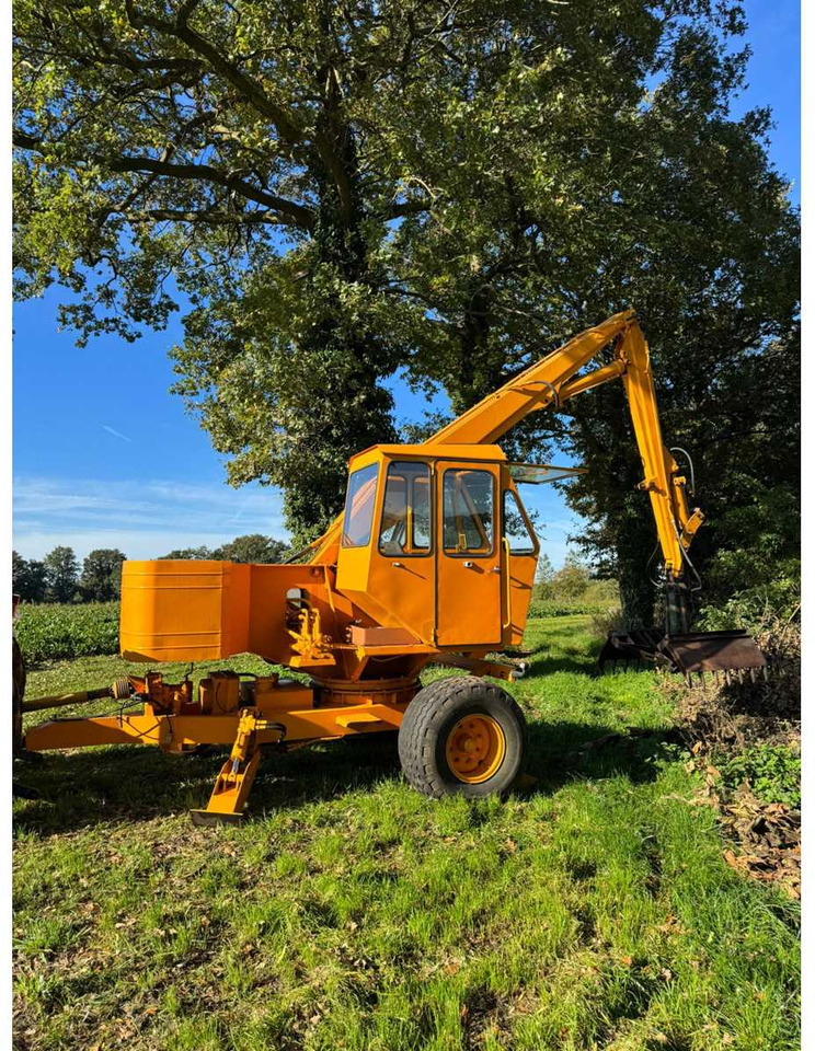 Caesar Vaiacar - מחפר גלגלים: תמונה 4 Caesar Vaiacar - מחפר גלגלים: תמונה 4