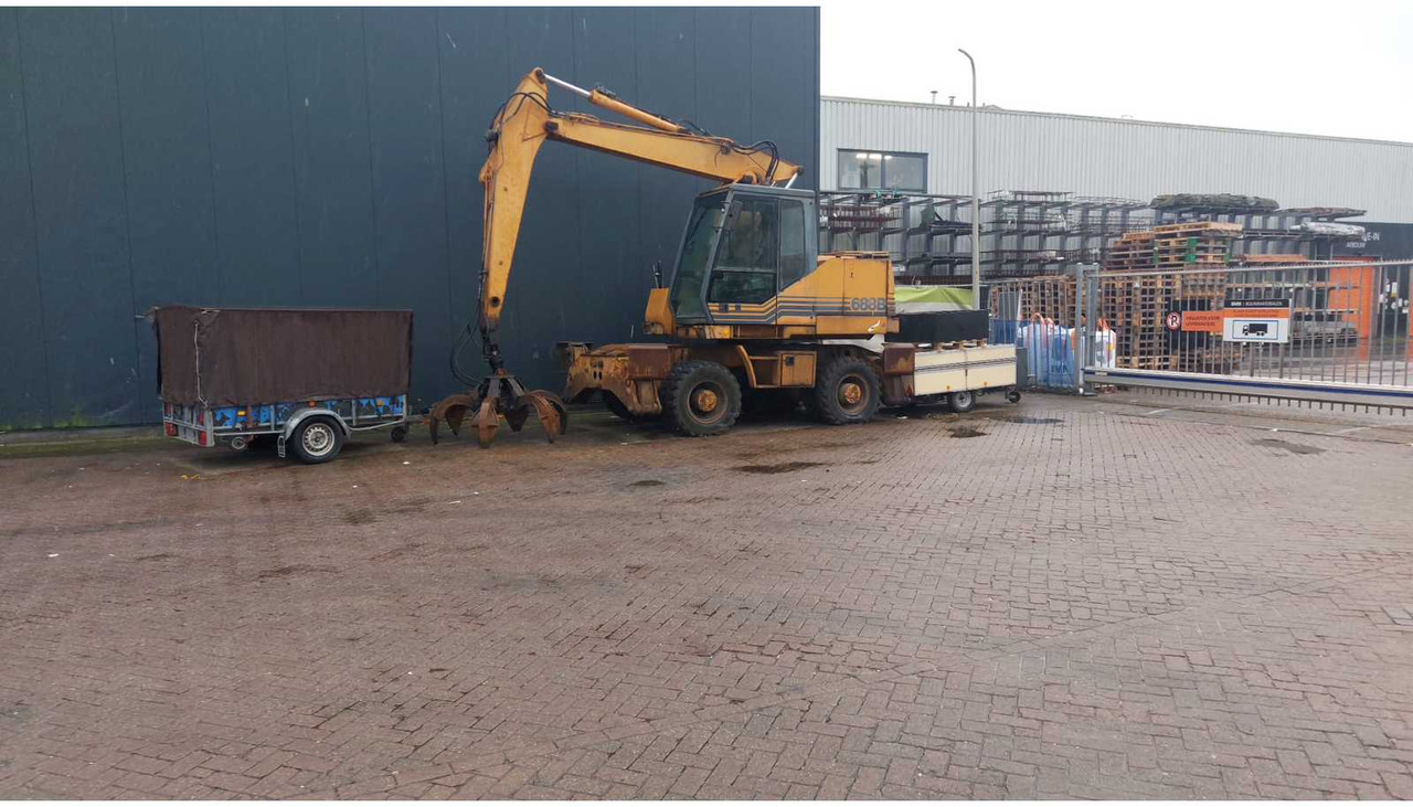 עגורן נייד Case: תמונה 13