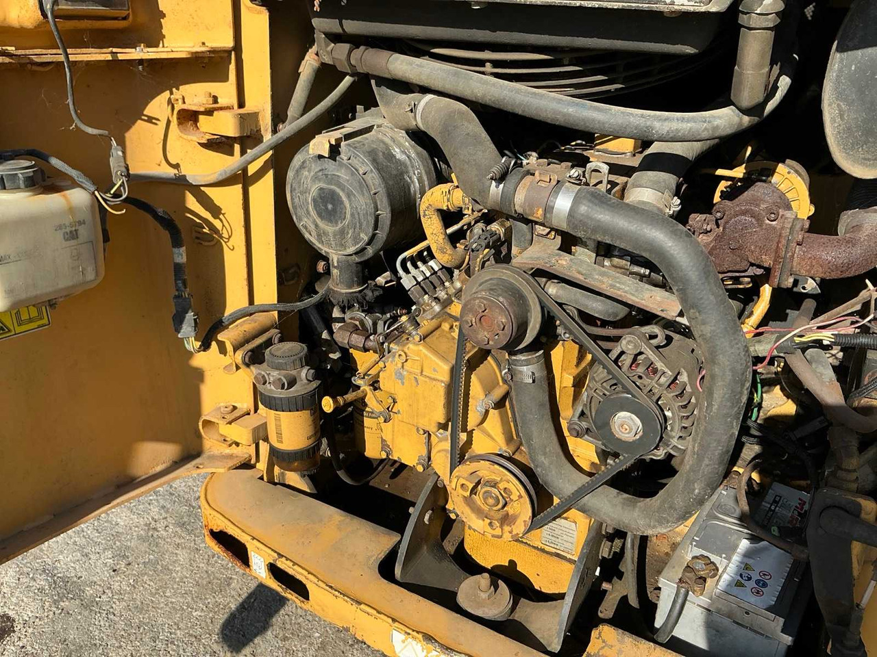 Caterpillar 247B - מעמיס היגוי החלקה: תמונה 3 Caterpillar 247B - מעמיס היגוי החלקה: תמונה 3