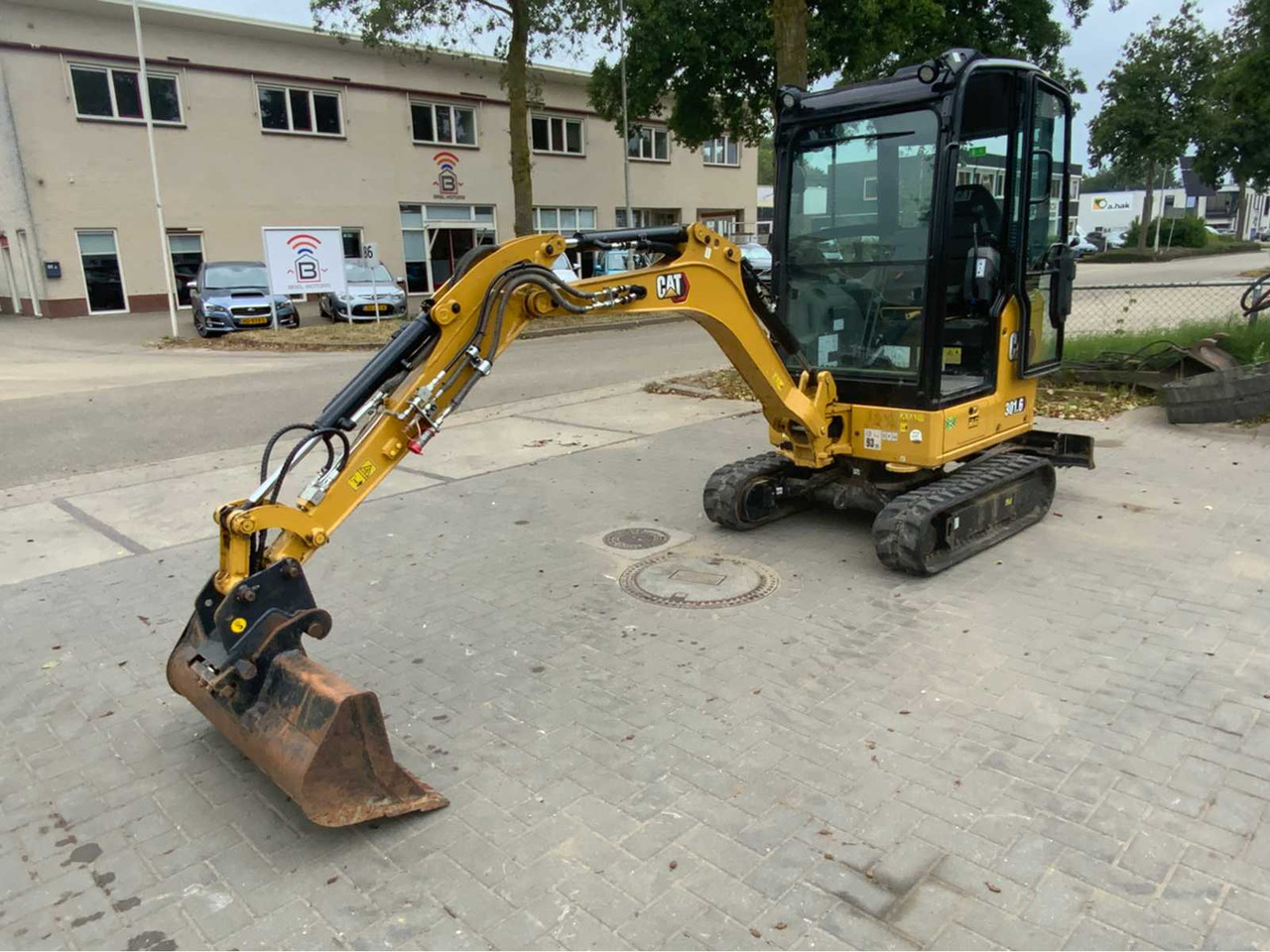 מיני מחפר Caterpillar 301.6: תמונה 8
