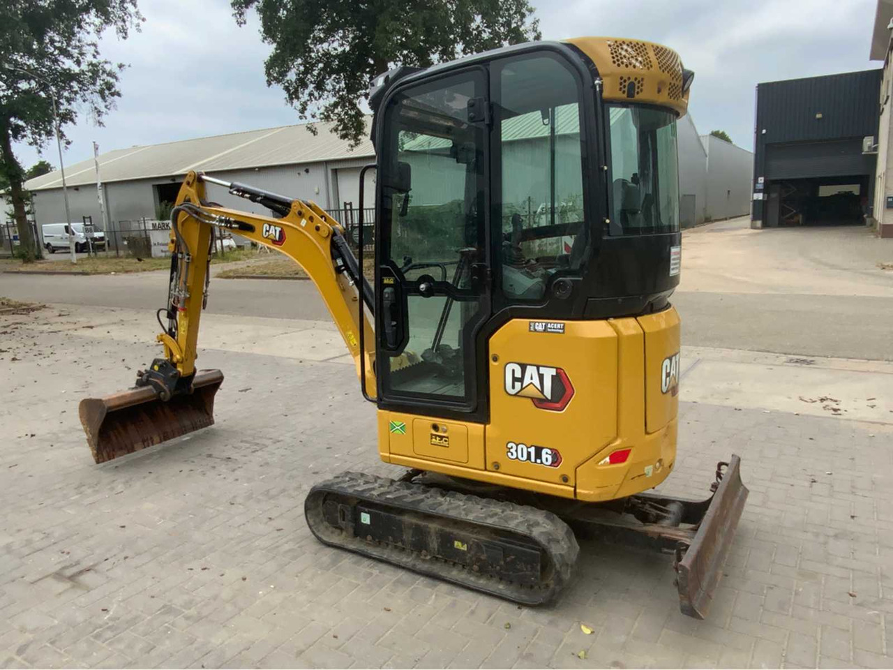 מיני מחפר Caterpillar 301.6: תמונה 7