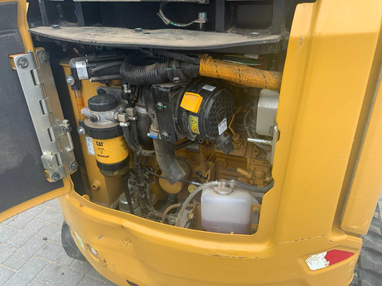 מיני מחפר Caterpillar 301.6: תמונה 11