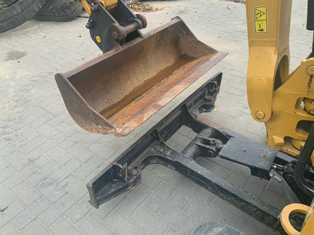מיני מחפר Caterpillar 301.6: תמונה 26