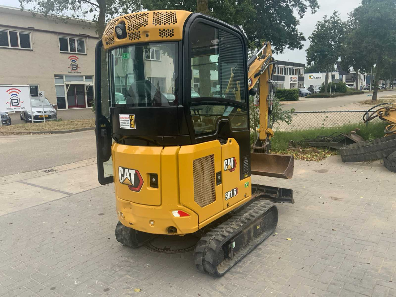 מיני מחפר Caterpillar 301.6: תמונה 9