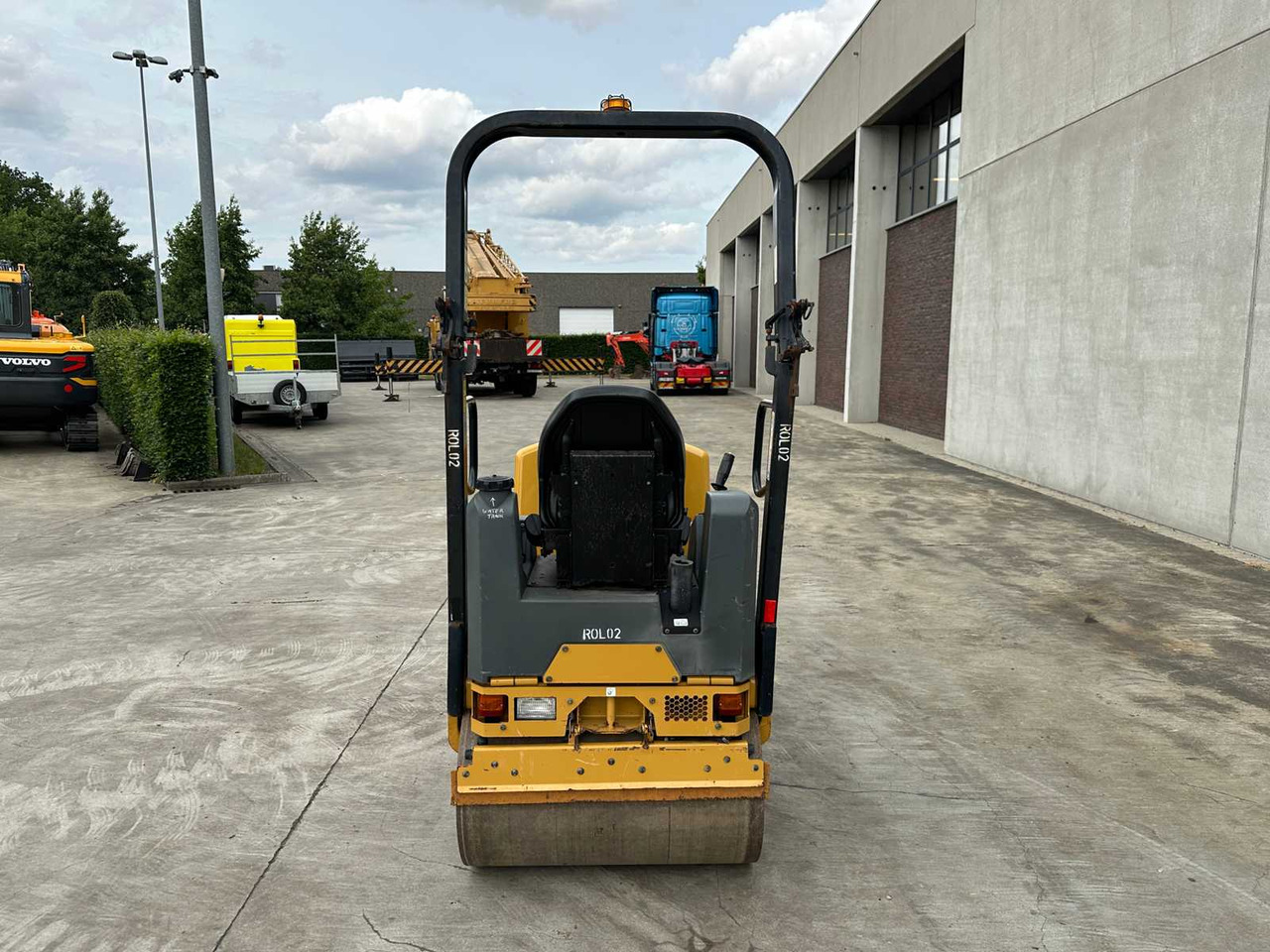 Caterpillar CB14 CB14B - רולר כביש: תמונה 5 Caterpillar CB14 CB14B - רולר כביש: תמונה 5