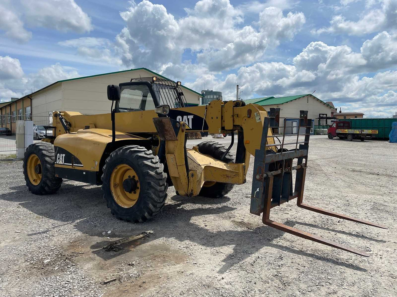 Caterpillar TH360B - מעמיס גלגלים: תמונה 4 Caterpillar TH360B - מעמיס גלגלים: תמונה 4