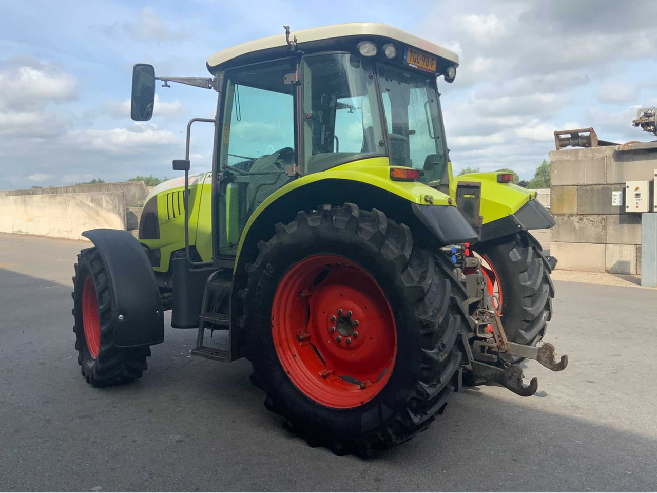 Claas Ares 557 ATZ - טרקטור חקלאי: תמונה 5 Claas Ares 557 ATZ - טרקטור חקלאי: תמונה 5