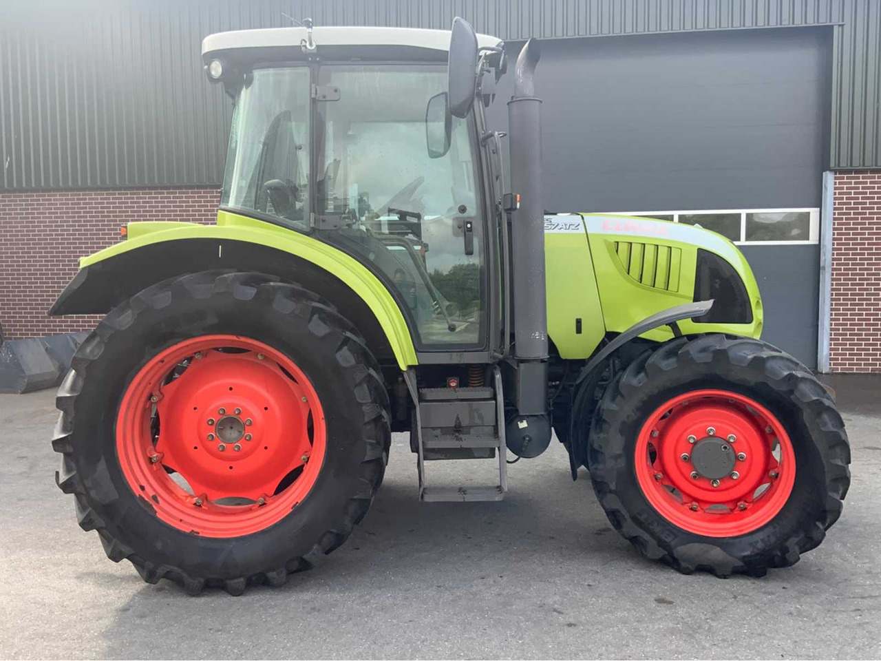 Claas Ares 557 ATZ - טרקטור חקלאי: תמונה 3 Claas Ares 557 ATZ - טרקטור חקלאי: תמונה 3