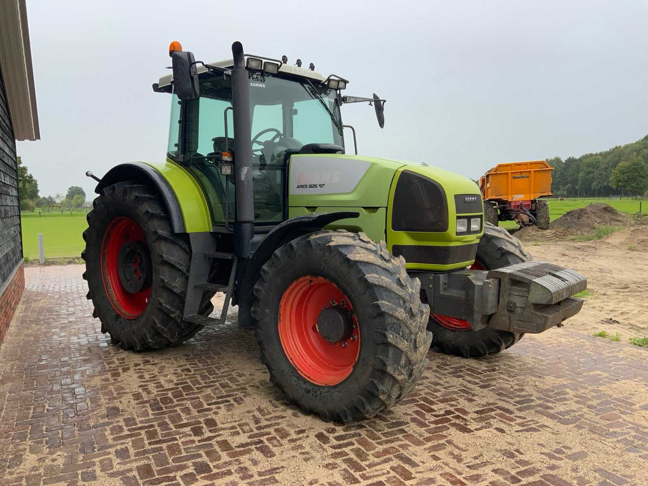 Claas Ares 826 RZ - טרקטור חקלאי: תמונה 3 Claas Ares 826 RZ - טרקטור חקלאי: תמונה 3