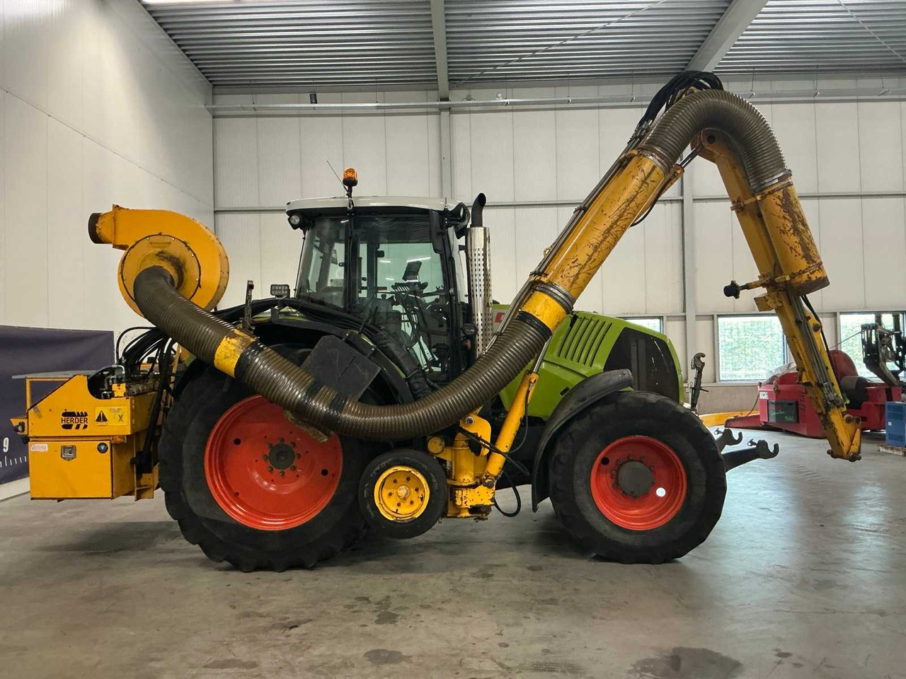 Claas Axion 820 - טרקטור חקלאי: תמונה 5 Claas Axion 820 - טרקטור חקלאי: תמונה 5