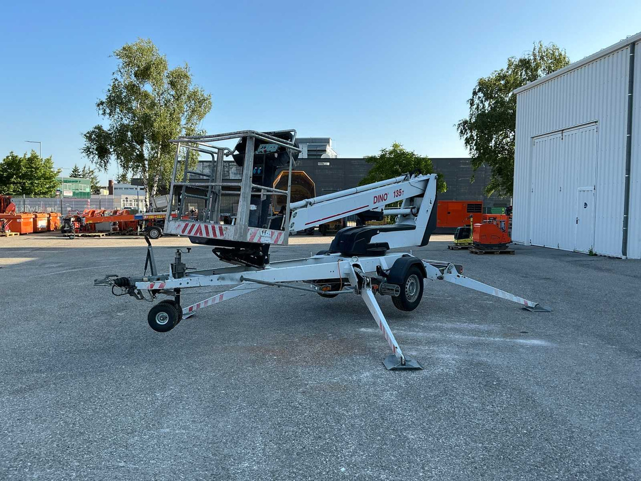 DINOlift 135T - פלטפורמה אווירית: תמונה 3 DINOlift 135T - פלטפורמה אווירית: תמונה 3