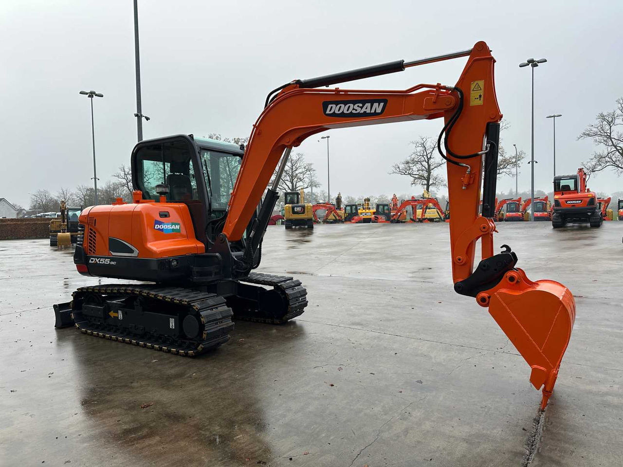 DOOSAN - 2018 - DX55-9C - MIDI EXCAVATOR - מחפר: תמונה 3 DOOSAN - 2018 - DX55-9C - MIDI EXCAVATOR - מחפר: תמונה 3