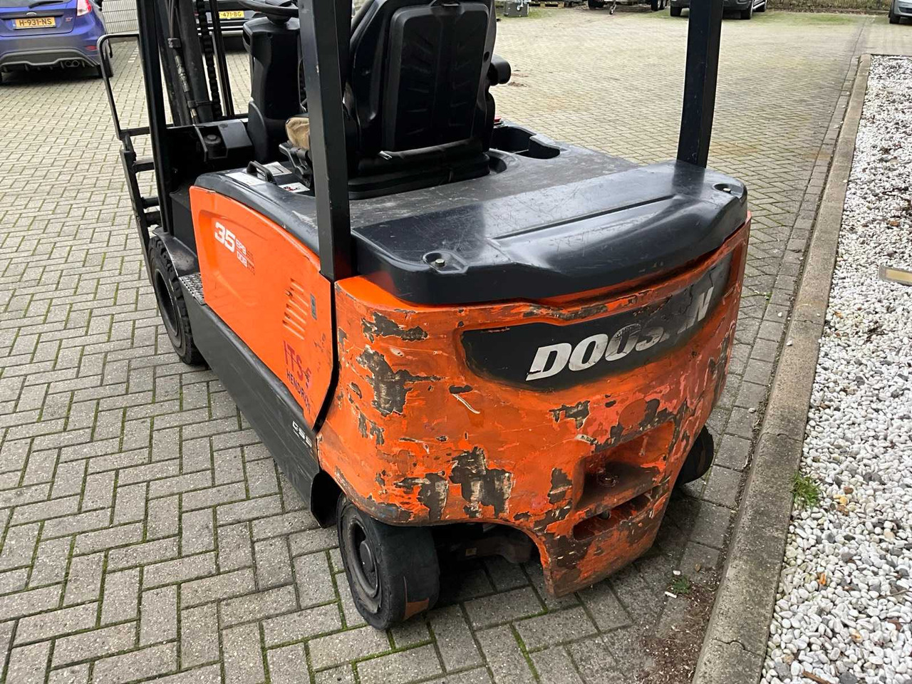 DOOSAN - B35X-7 - FORKLIFT - מלגזה: תמונה 3 DOOSAN - B35X-7 - FORKLIFT - מלגזה: תמונה 3