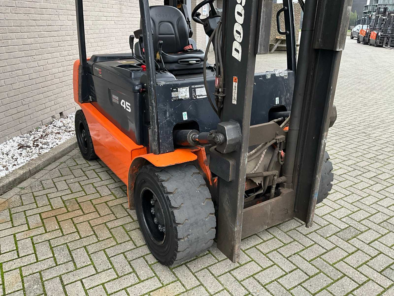 DOOSAN - B45X-5 - FORKLIFT - מלגזה: תמונה 5 DOOSAN - B45X-5 - FORKLIFT - מלגזה: תמונה 5