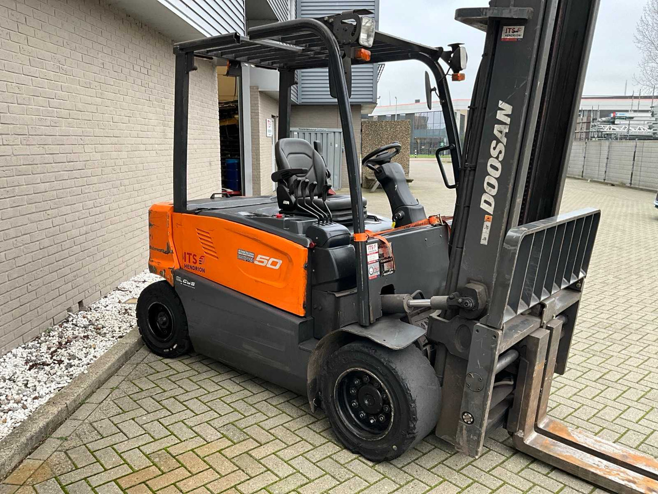 DOOSAN - B50X-7 - FORKLIFT - מלגזה: תמונה 4 DOOSAN - B50X-7 - FORKLIFT - מלגזה: תמונה 4