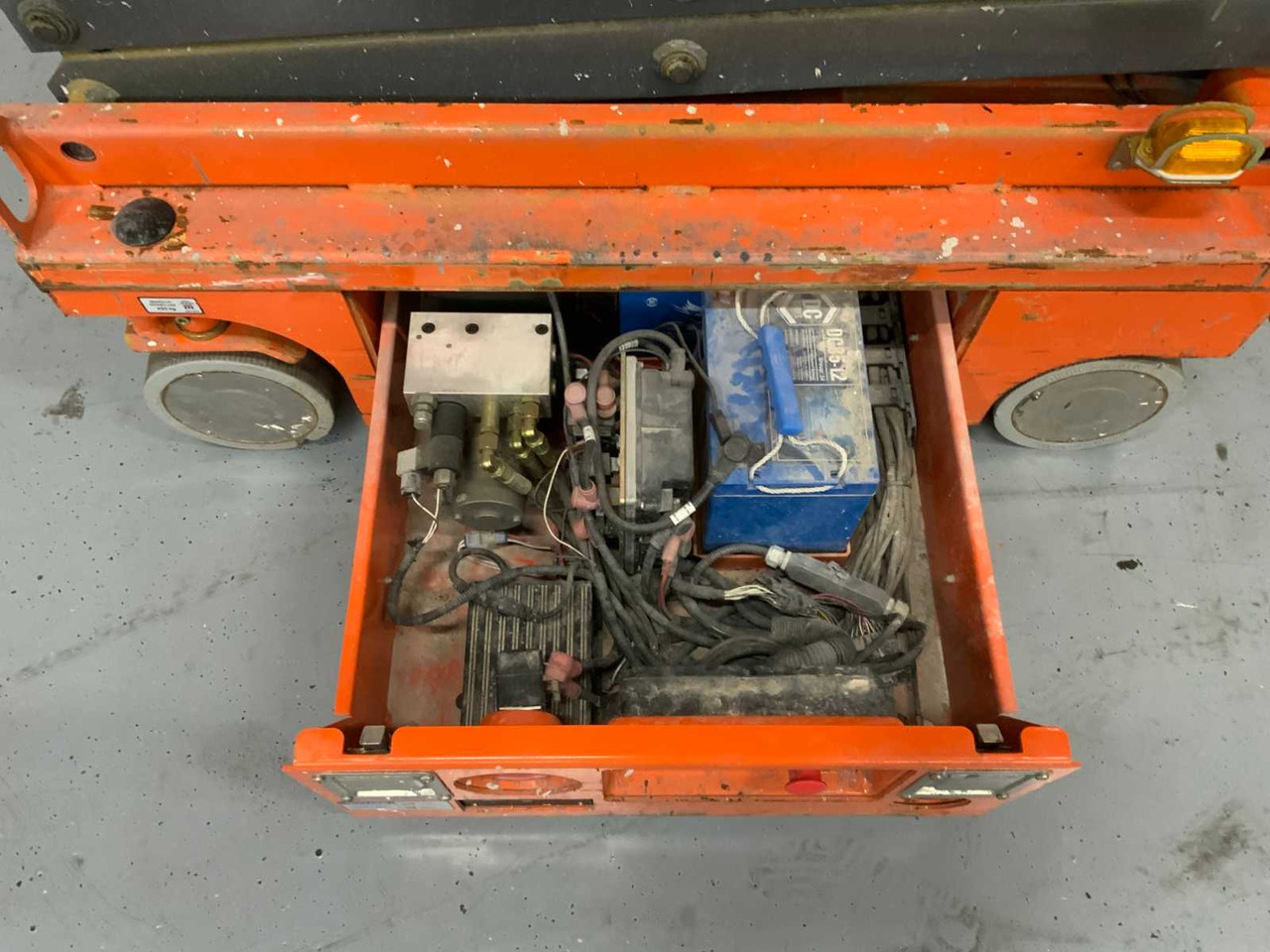 פלטפורמה אווירית Dingli JCTP0607DCS: תמונה 16