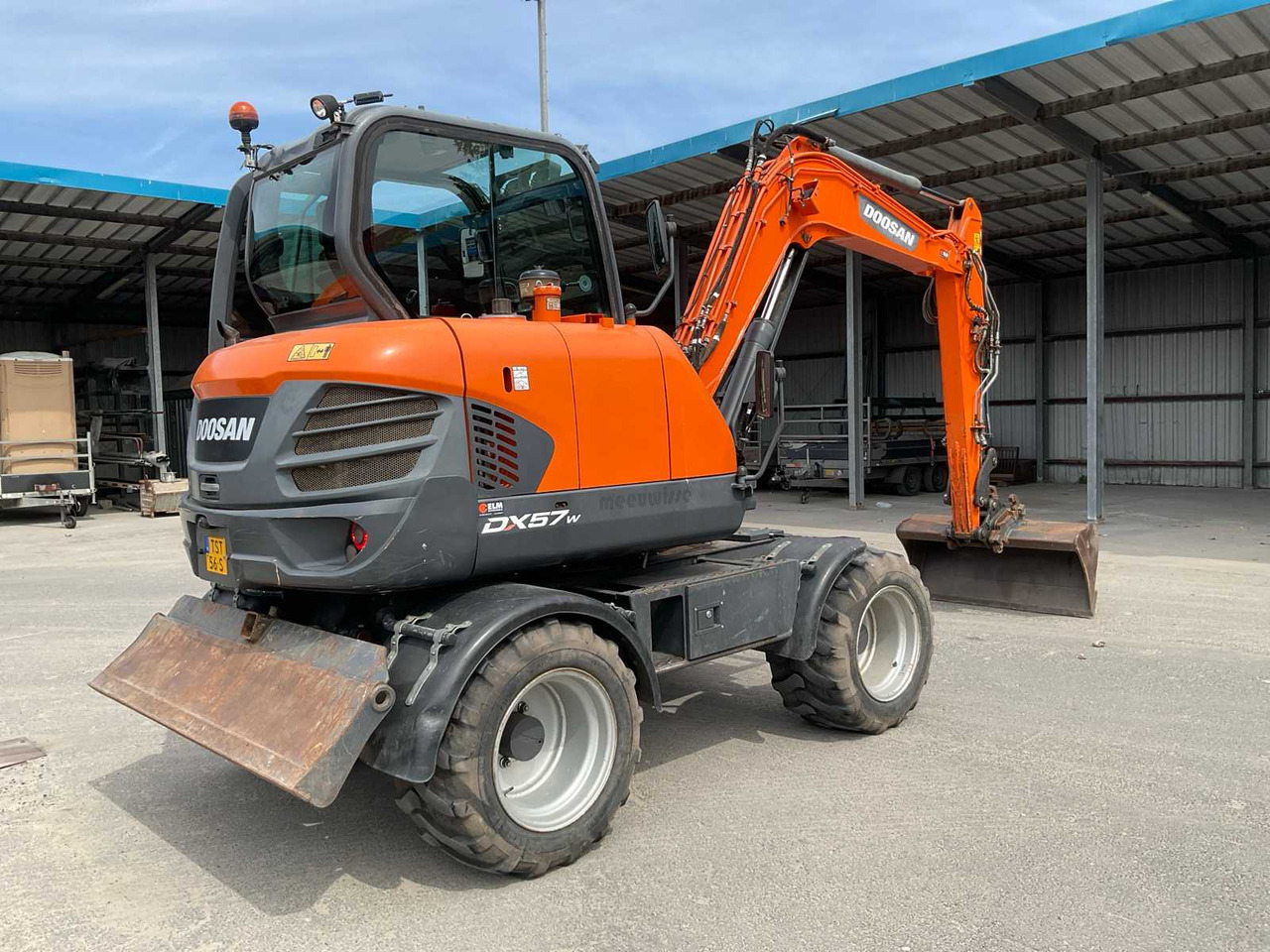 Doosan DX57w - עגורן נייד: תמונה 4 Doosan DX57w - עגורן נייד: תמונה 4