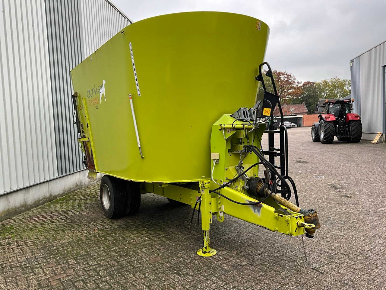 Dunker T2 240 - עגלת מערבל מספוא: תמונה 3 Dunker T2 240 - עגלת מערבל מספוא: תמונה 3