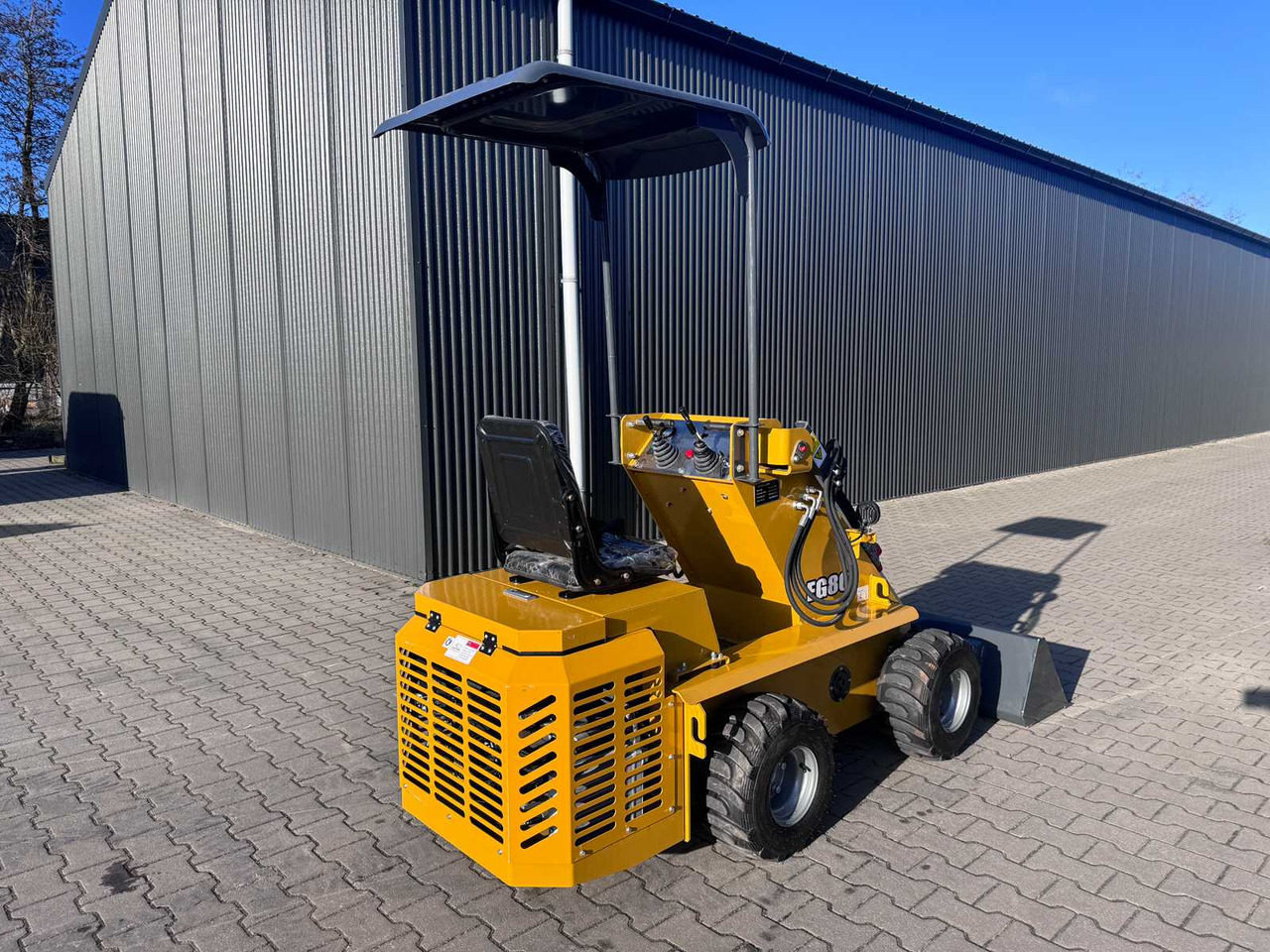 EGN EG80 MINI SHOVEL / MINI LOADER - מעמיס רצועות קומפקטי: תמונה 5 EGN EG80 MINI SHOVEL / MINI LOADER - מעמיס רצועות קומפקטי: תמונה 5