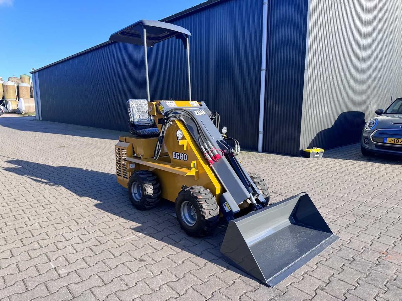 EGN EG80 MINI SHOVEL / MINI LOADER - מעמיס רצועות קומפקטי: תמונה 2 EGN EG80 MINI SHOVEL / MINI LOADER - מעמיס רצועות קומפקטי: תמונה 2