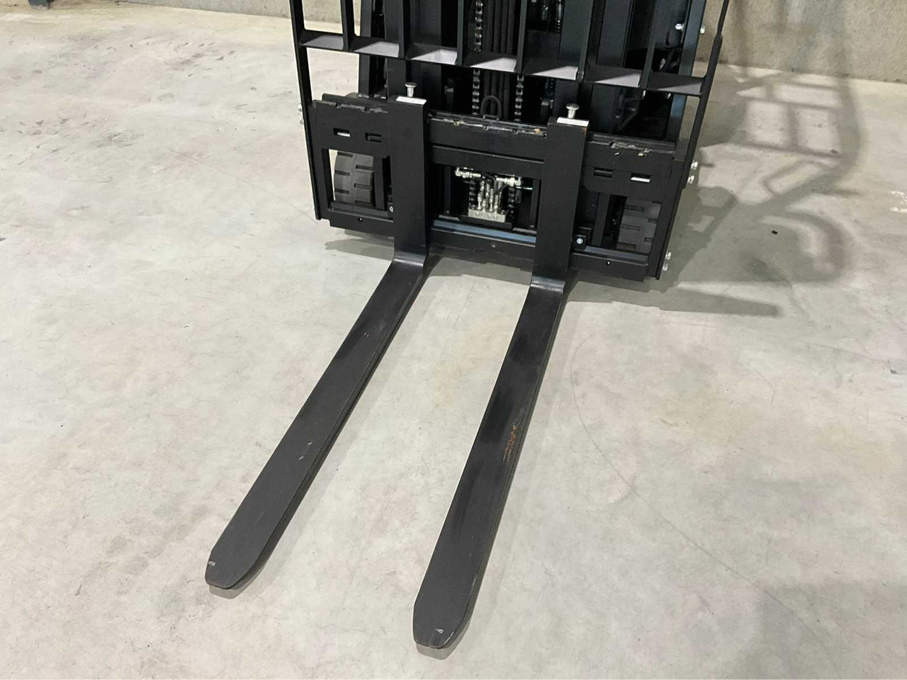 מלגזה EP - 2025 - EFS 151 - FORKLIFT TRUCK: תמונה 12