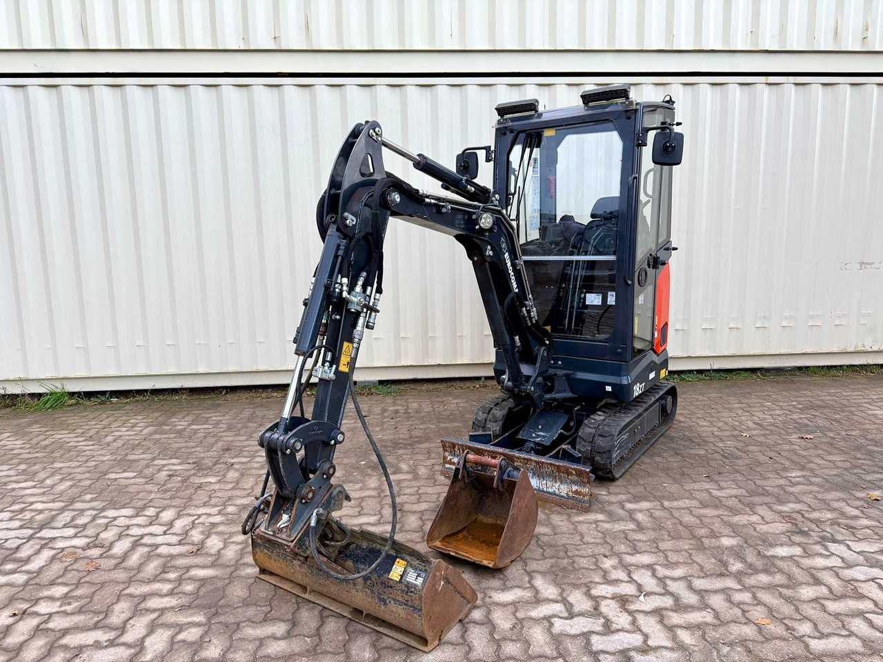 EUROCOMACH - 18ZT - 2022 - MINI EXCAVATOR - מיני מחפר: תמונה 2 EUROCOMACH - 18ZT - 2022 - MINI EXCAVATOR - מיני מחפר: תמונה 2