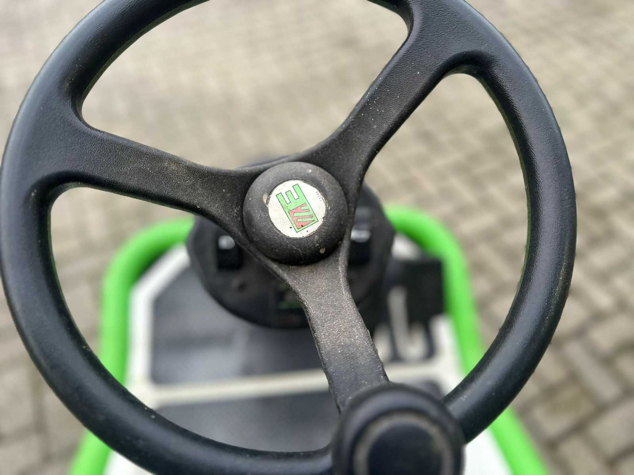 Etesia - מכסחת גינה: תמונה 5 Etesia - מכסחת גינה: תמונה 5