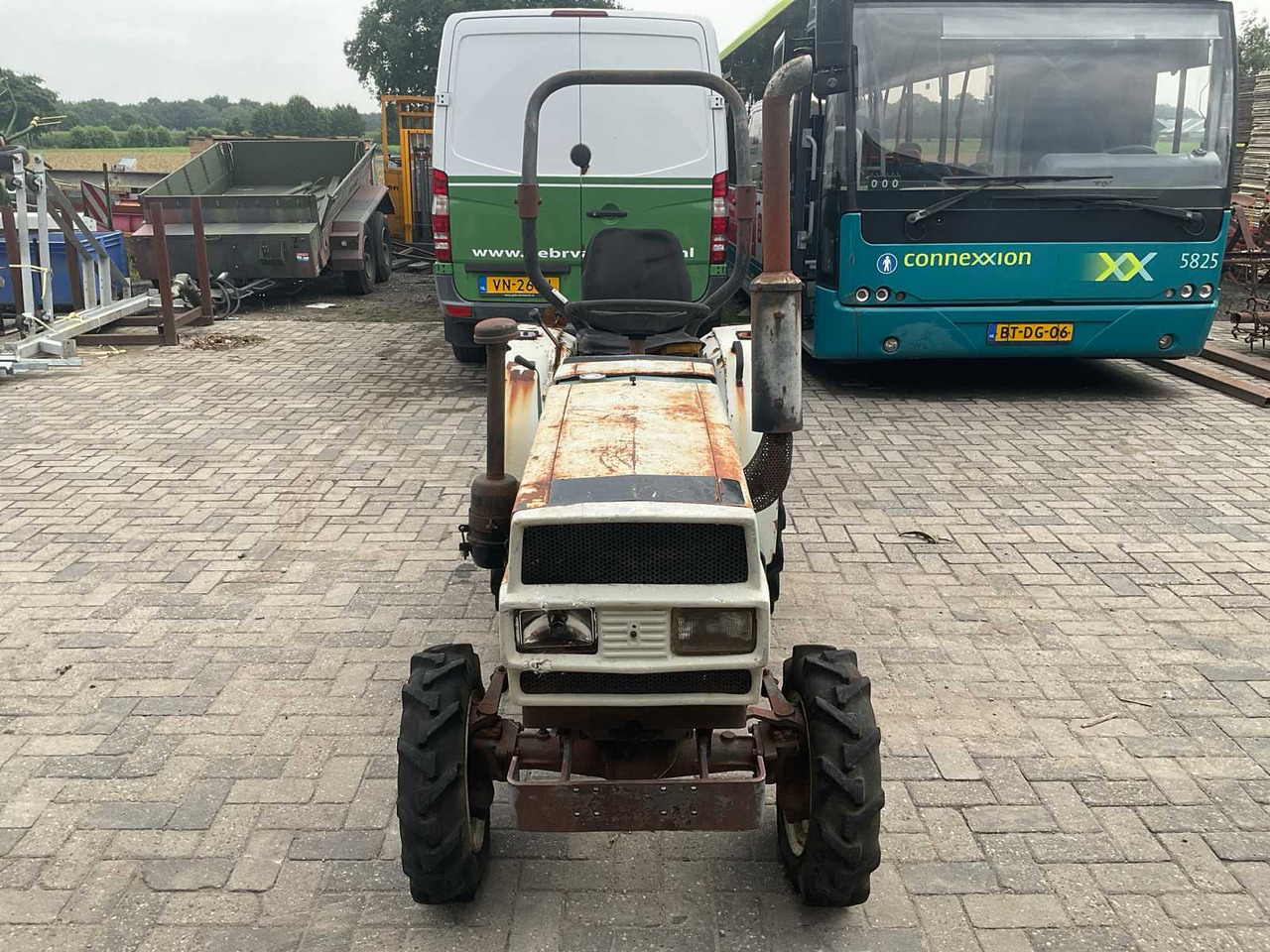Eurotrac VST 180D - טרקטור קומפקטי: תמונה 2 Eurotrac VST 180D - טרקטור קומפקטי: תמונה 2