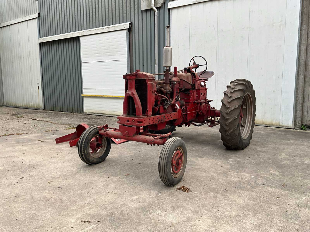 Farmall 400 “Benzine” - טרקטור חקלאי: תמונה 1 Farmall 400 “Benzine” - טרקטור חקלאי: תמונה 1