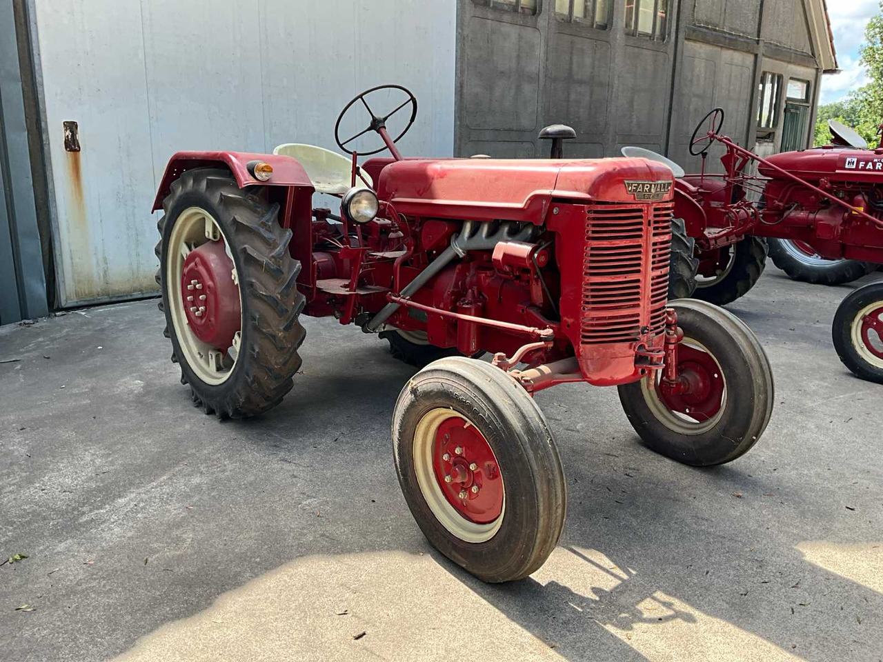 Farmall DGD-4 - טרקטור חקלאי: תמונה 2 Farmall DGD-4 - טרקטור חקלאי: תמונה 2