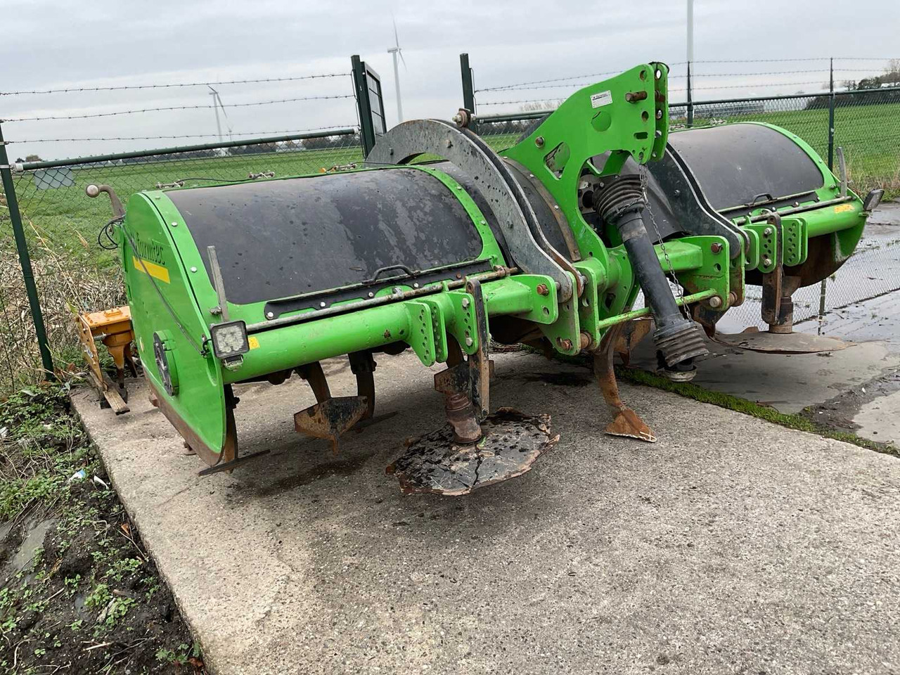 Farmtec Rotar 3,5m - שתיל גינה: תמונה 3 Farmtec Rotar 3,5m - שתיל גינה: תמונה 3