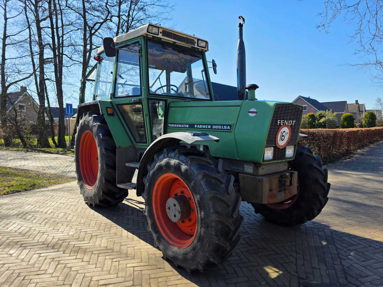 Fendt 305 LSA - טרקטור חקלאי: תמונה 4 Fendt 305 LSA - טרקטור חקלאי: תמונה 4
